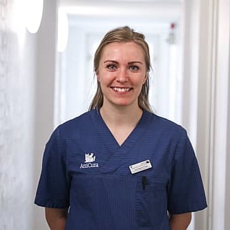 Foto af Line, Veterinærsygeplejersker