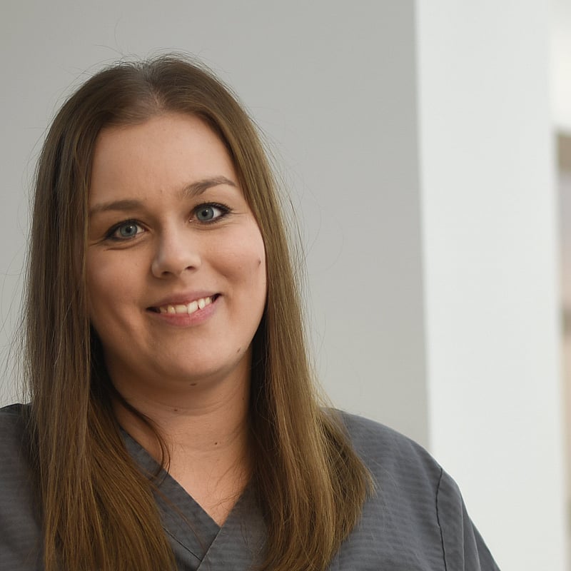 Foto af Helena, Veterinærsygeplejersker