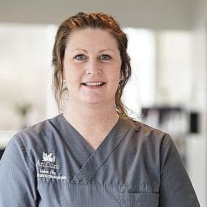 Foto af Helen Friis, Autoriseret Fagveterinærsygeplejerske I Rehabilitering